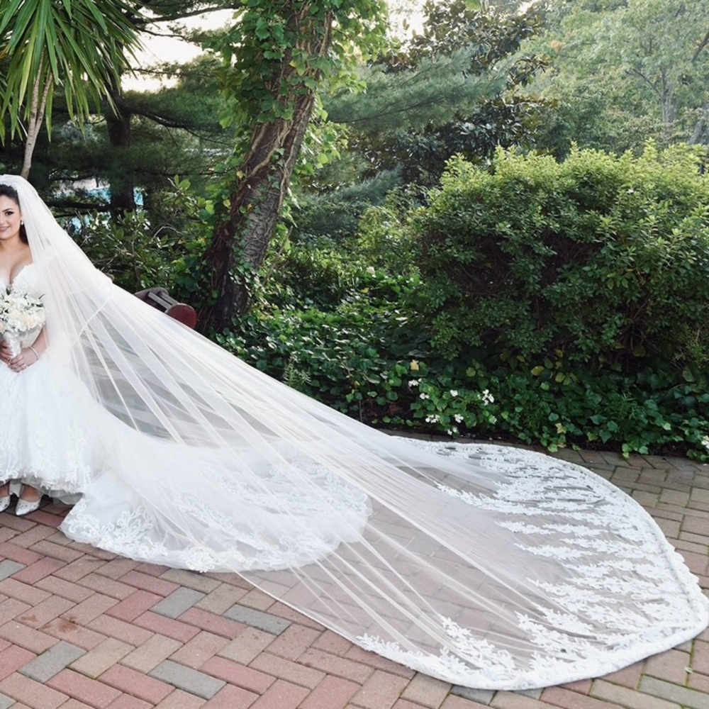 Custom made wedding veil